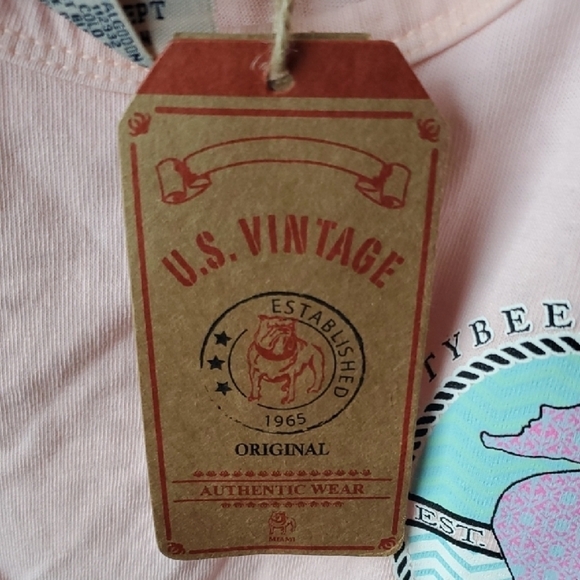Pink and Blue Muscle Tee with Nautical Seahorse Design - Picture 3 of 6